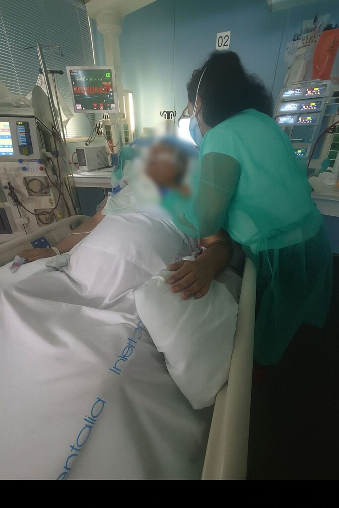 Infermera, germana: rebre i de vegades perdre