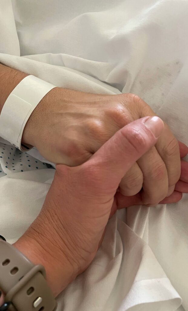 La força d’una mà: la cura que acompanya